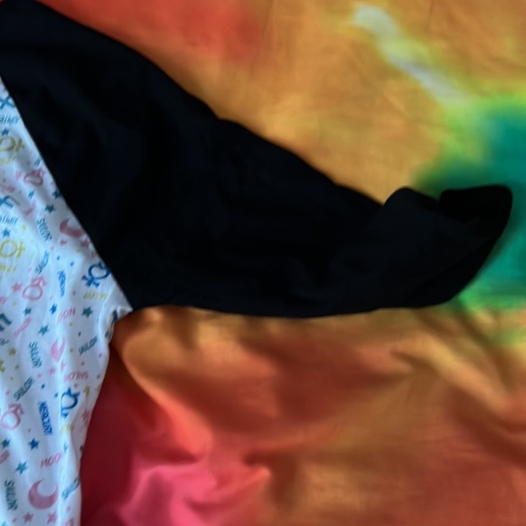 Sailor moon tee - Picture 6 of 6